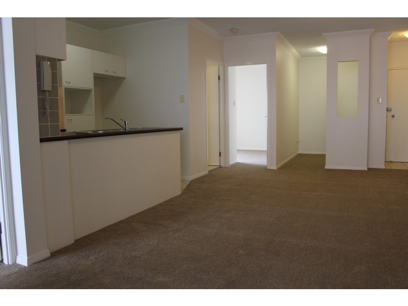 17 28 Belgrave Road, Indooroopilly QLD 4068