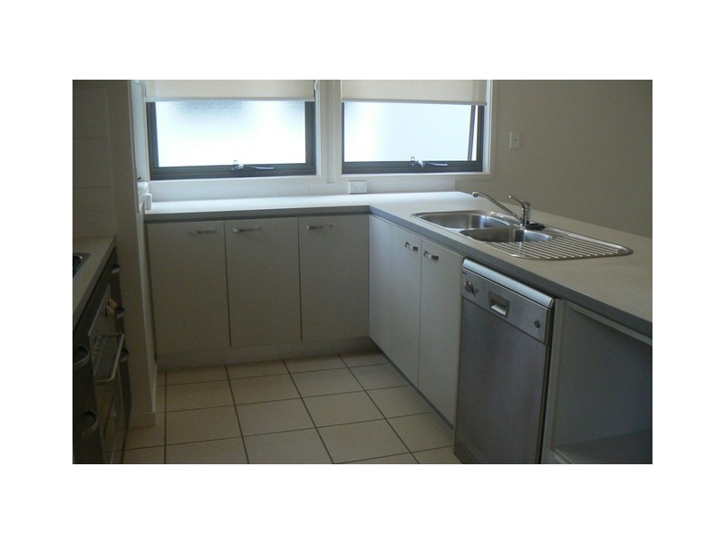 Mount Ommaney QLD 4074