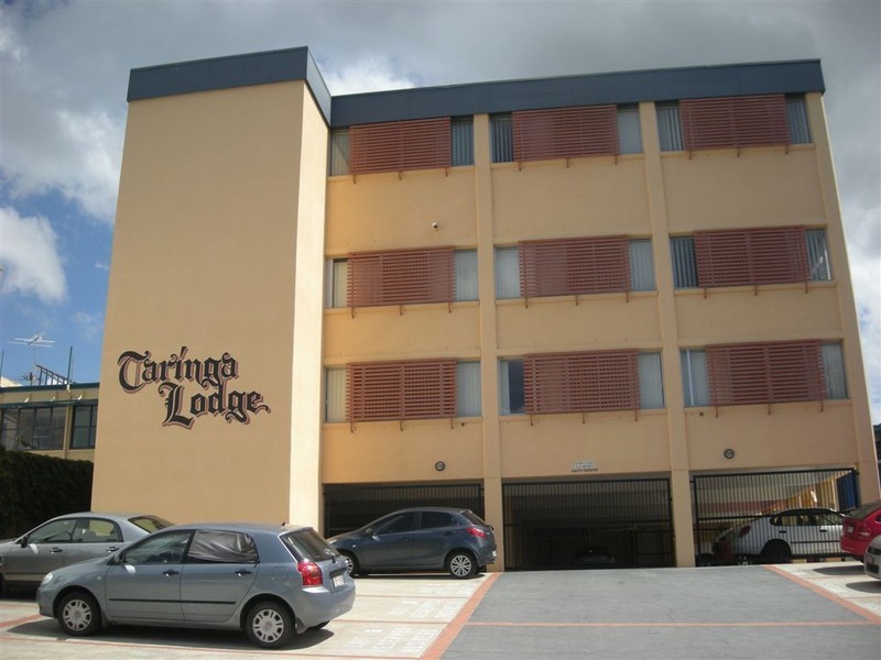 4 205 Moggill Road, Taringa QLD 4068