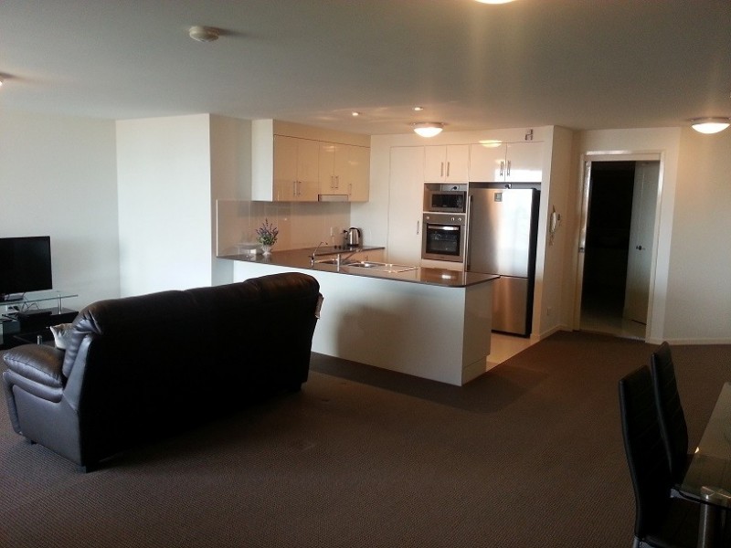 135E Shore Street West (Fully Furnished), Cleveland QLD 4163