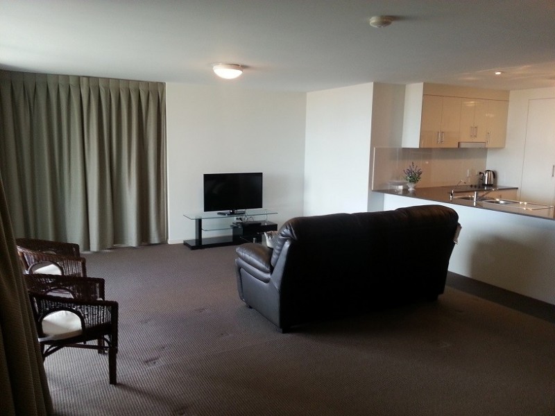 135E Shore Street West (Fully Furnished), Cleveland QLD 4163