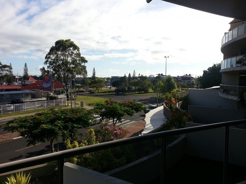 135E Shore Street West (Fully Furnished), Cleveland QLD 4163