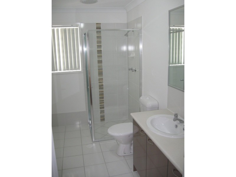 15 James Edward Street, Richlands QLD 4077