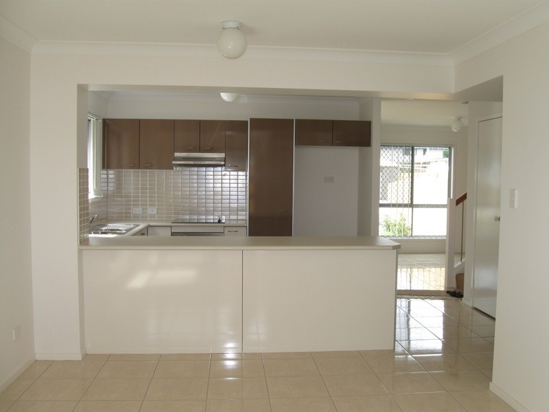 15 James Edward Street, Richlands QLD 4077