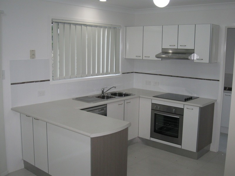 12/15 James Edward Street, Richlands QLD 4077