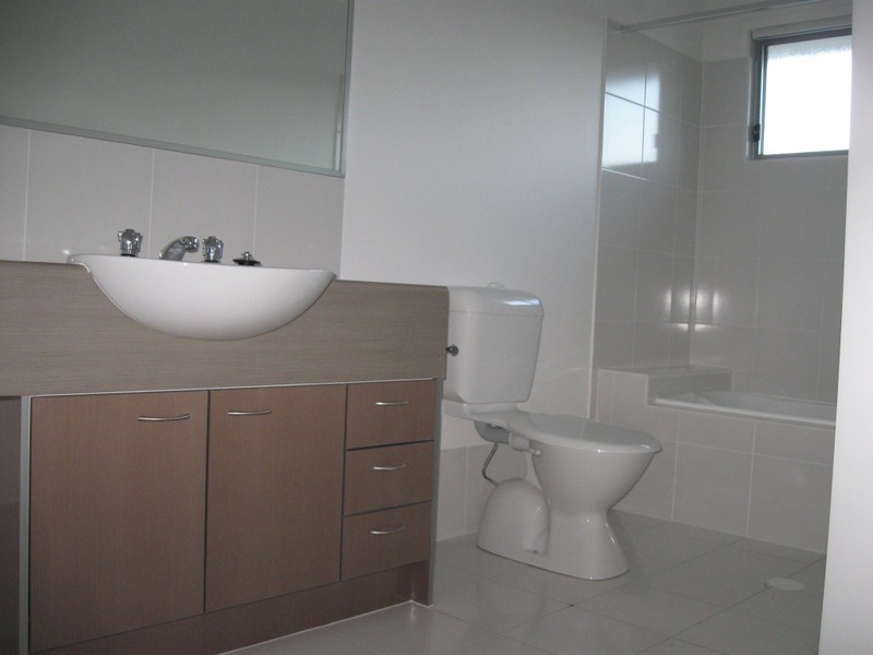 12/15 James Edward Street, Richlands QLD 4077