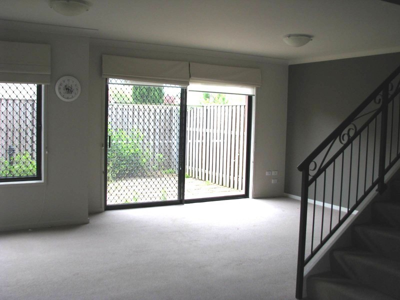 12/2 Geraldton Drive, Varsity Lakes QLD 4227