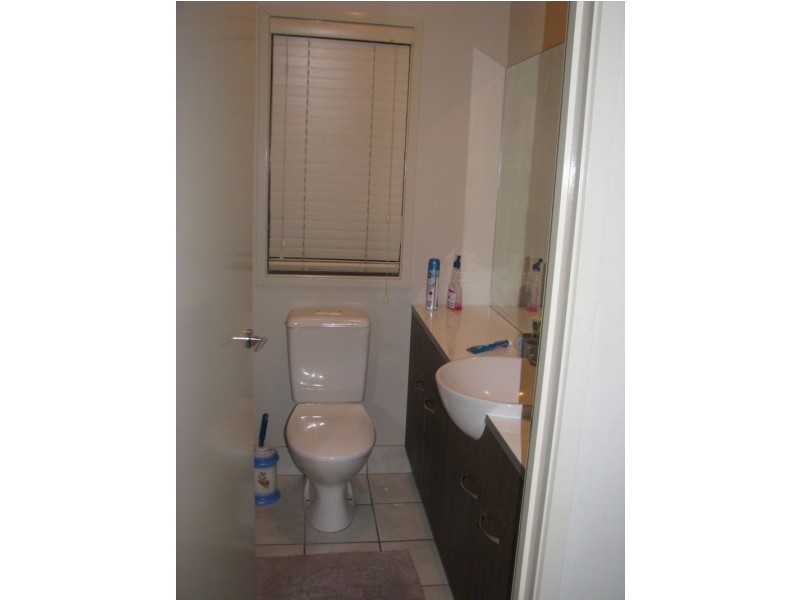 12/2 Geraldton Drive, Varsity Lakes QLD 4227