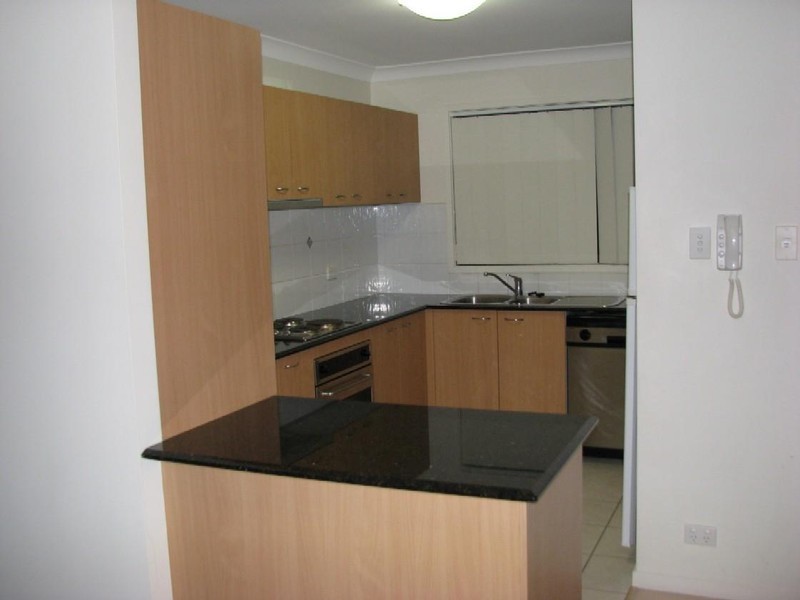 8/1 Gammon Drive, Varsity Lakes QLD 4227