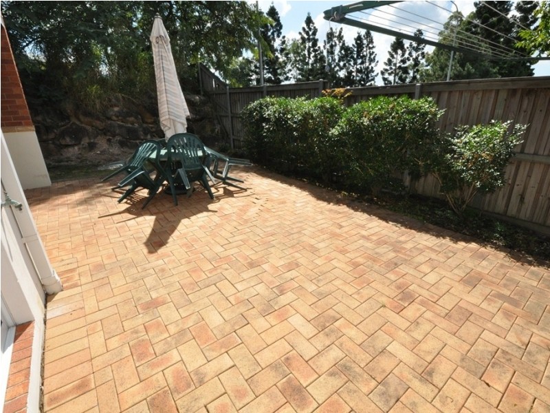 580 Seventeen Mile Rocks Road, Sinnamon Park QLD 4073