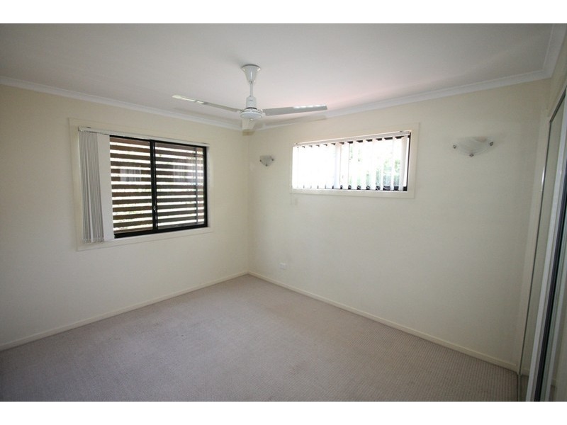 77 Depper Street, St Lucia QLD 4067