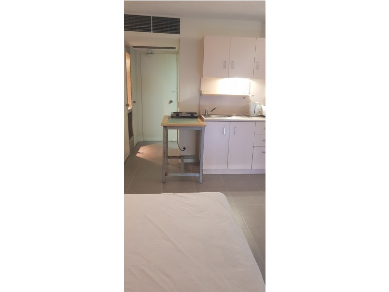 712 / 2 Barney Street, Southport QLD 4215