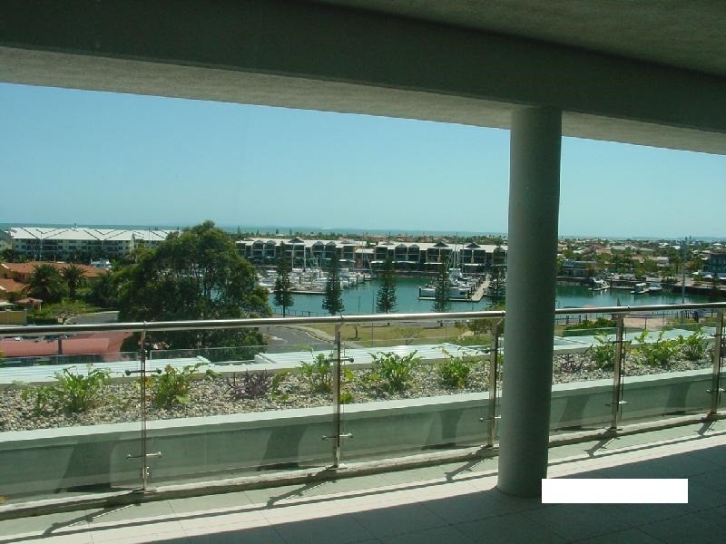 141S Shore Street West, Cleveland QLD 4163