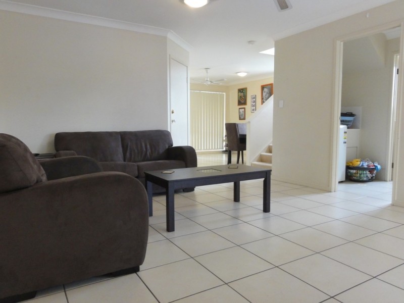 Pacific Pines QLD 4211