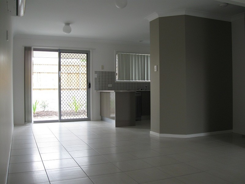3/15 James Edward Street, Richlands QLD 4077