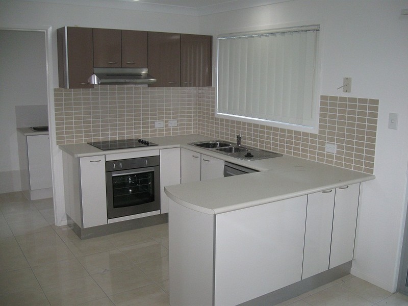 3/15 James Edward Street, Richlands QLD 4077