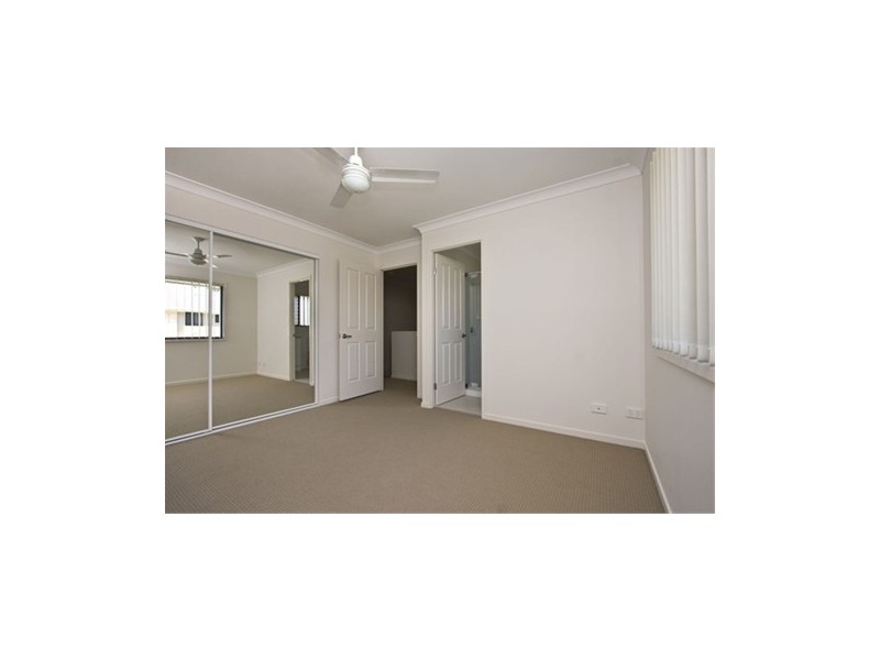 2 Sienna Street, Forest Lake QLD 4078