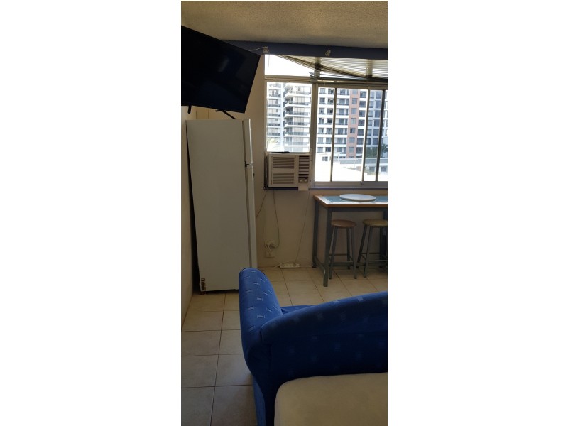 402/2 Barney Street, Southport QLD 4215