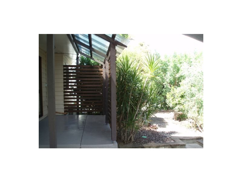 20 Barnard Street, Biggera Waters QLD 4216