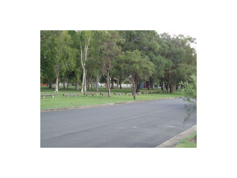 20 Barnard Street, Biggera Waters QLD 4216