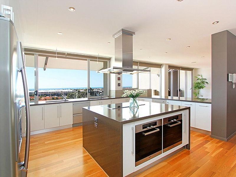 135 Shore Street West, Cleveland QLD 4163