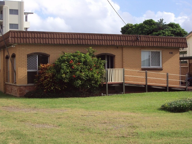 211 Shore Street, Cleveland QLD 4163