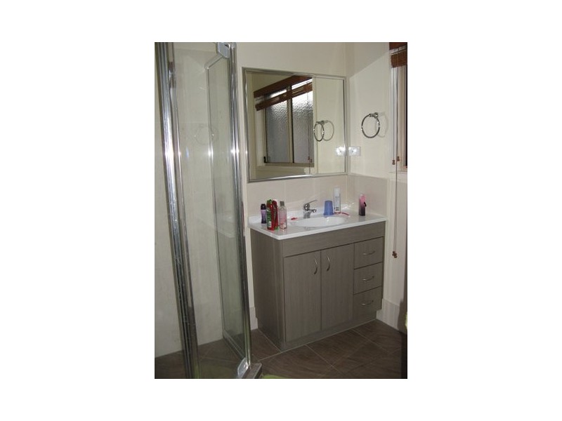 582 Manly Road, Wakerley QLD 4154