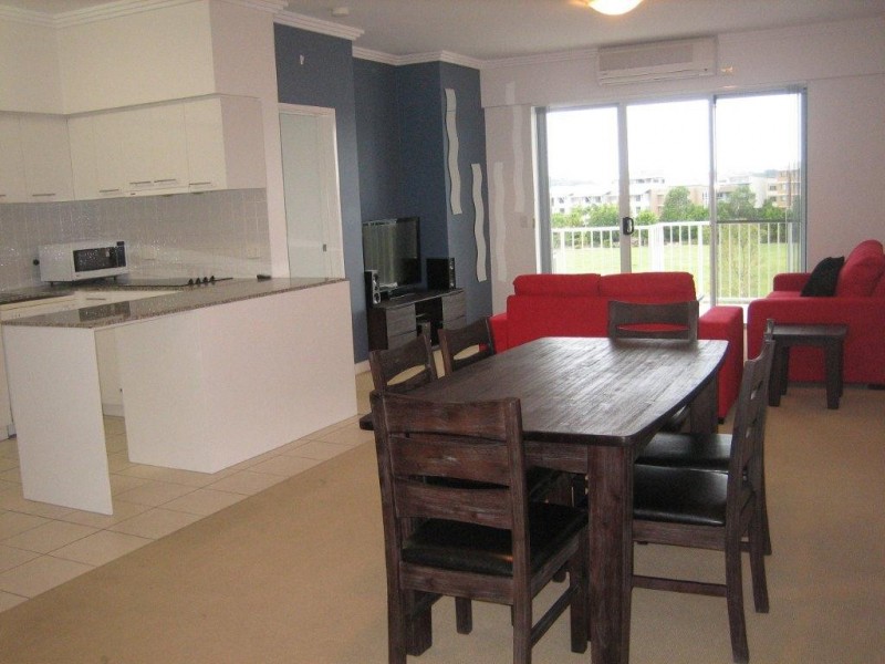 65/98 University Drive, Varsity Lakes QLD 4227