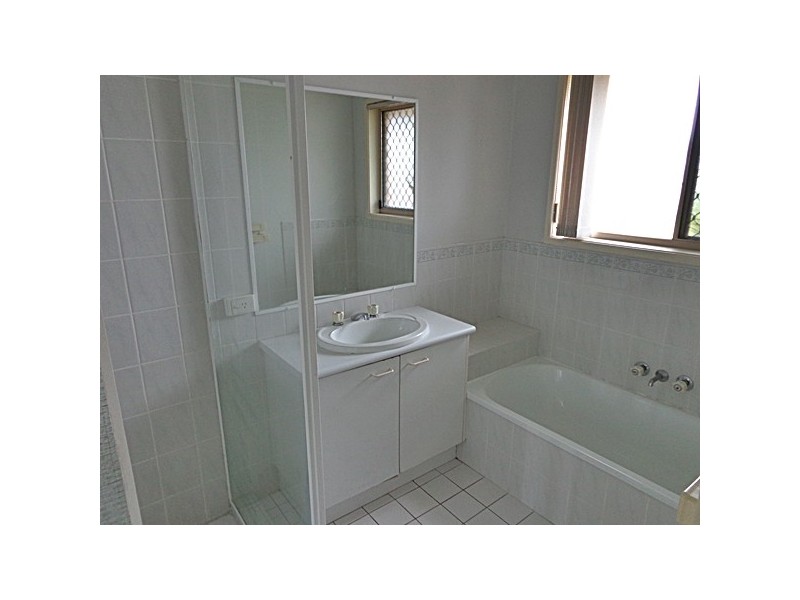 6-10 Bourton Rd, Merrimac QLD 4226