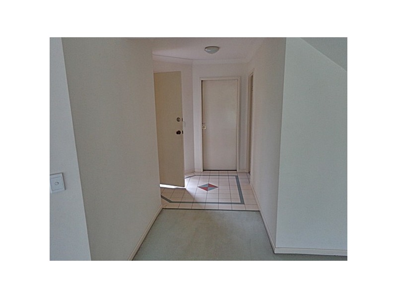 6-10 Bourton Rd, Merrimac QLD 4226