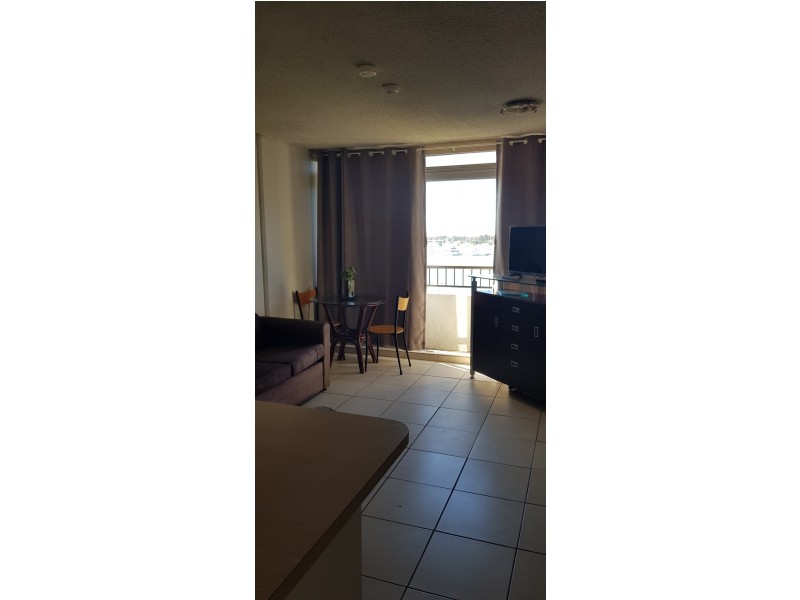 611/2 Barney Street, Southport QLD 4215