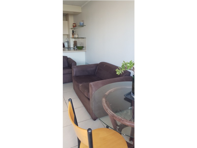 611/2 Barney Street, Southport QLD 4215