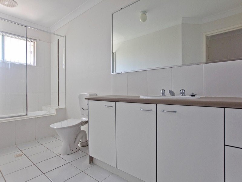 19 O’REILLY ST, Wakerley QLD 4154