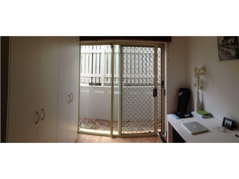 87-89 Scott Road, Herston QLD 4006