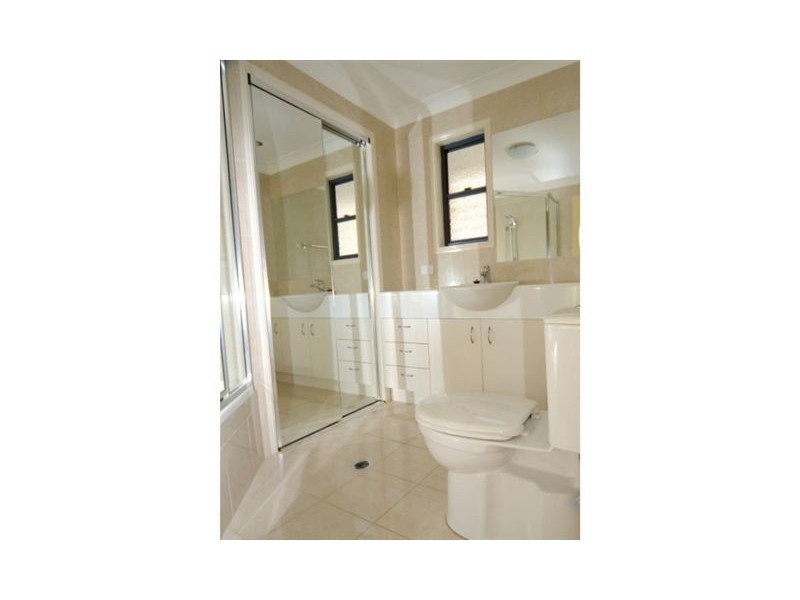 2/93 Scott Road, Herston QLD 4006