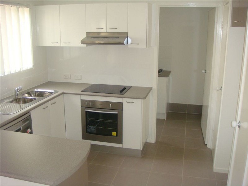 26 Petersen Rd, Morayfield QLD 4506