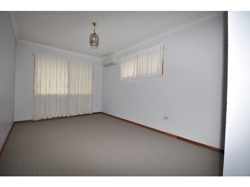 88 Andaman St, Jamboree Heights QLD 4074