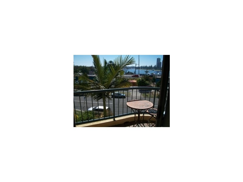 316 /2 Barney Street, Southport QLD 4215