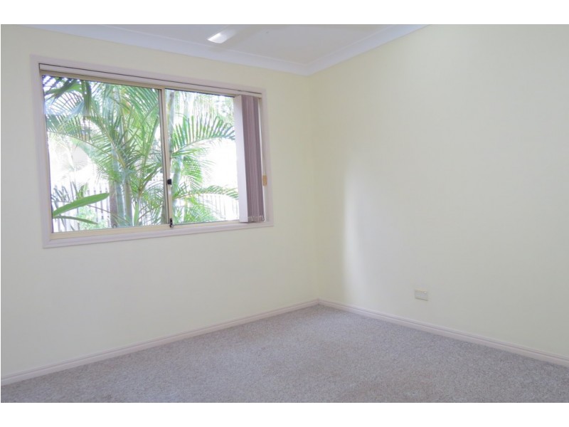 1/497 PINE RIDGE ROAD, Runaway Bay QLD 4216