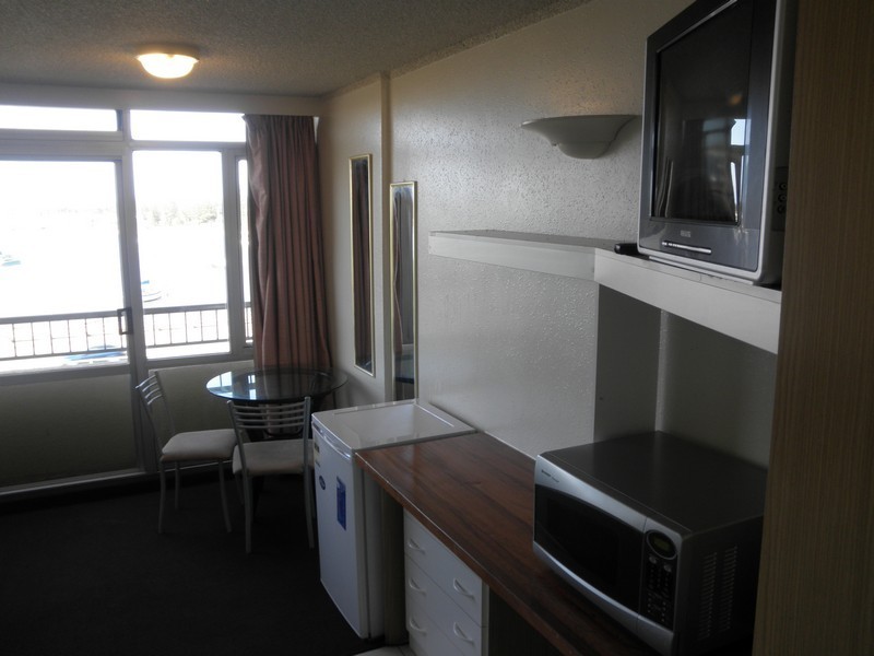 508/2 Barney Street, Southport QLD 4215