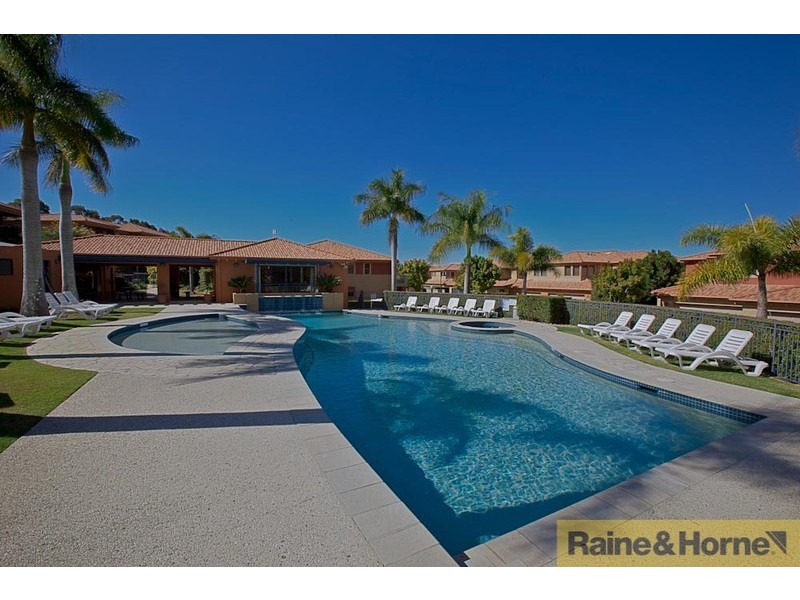 92/4 University Drive, Robina QLD 4226