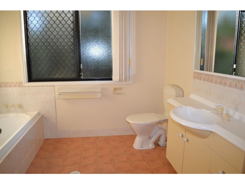 13/90 Oakleaf Street, Eight Mile Plains QLD 4113