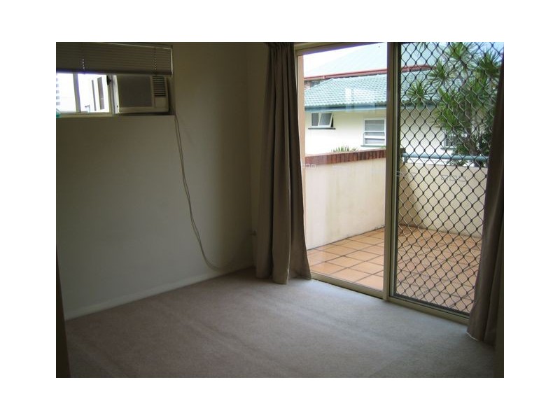87-89 Scott Road, Herston QLD 4006