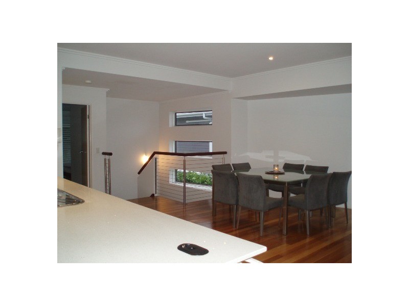 Coombabah QLD 4216