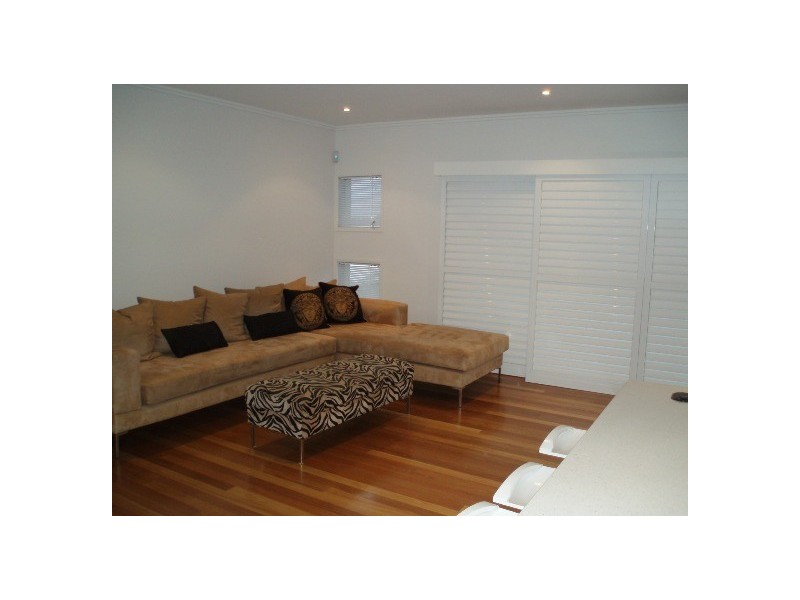 Coombabah QLD 4216