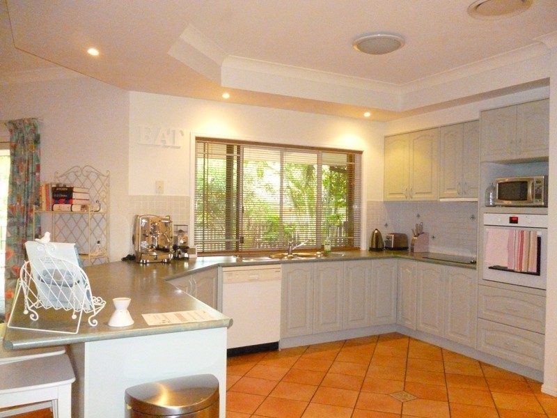 13 Fortrose Place, Ferny Grove QLD 4055