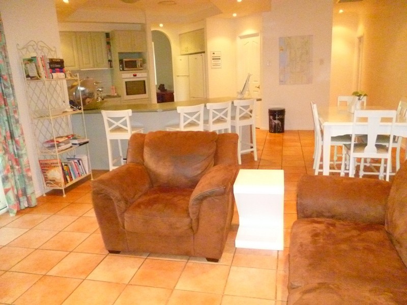 13 Fortrose Place, Ferny Grove QLD 4055