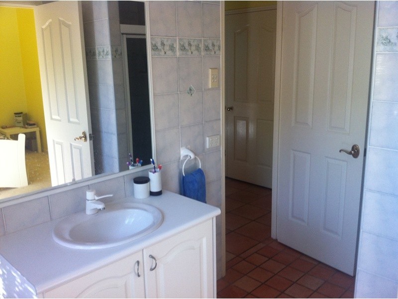 13 Fortrose Place, Ferny Grove QLD 4055