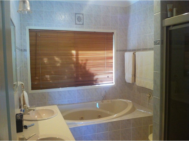 13 Fortrose Place, Ferny Grove QLD 4055