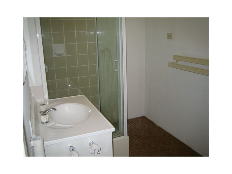 4/47 Elizabeth, Toowong QLD 4066